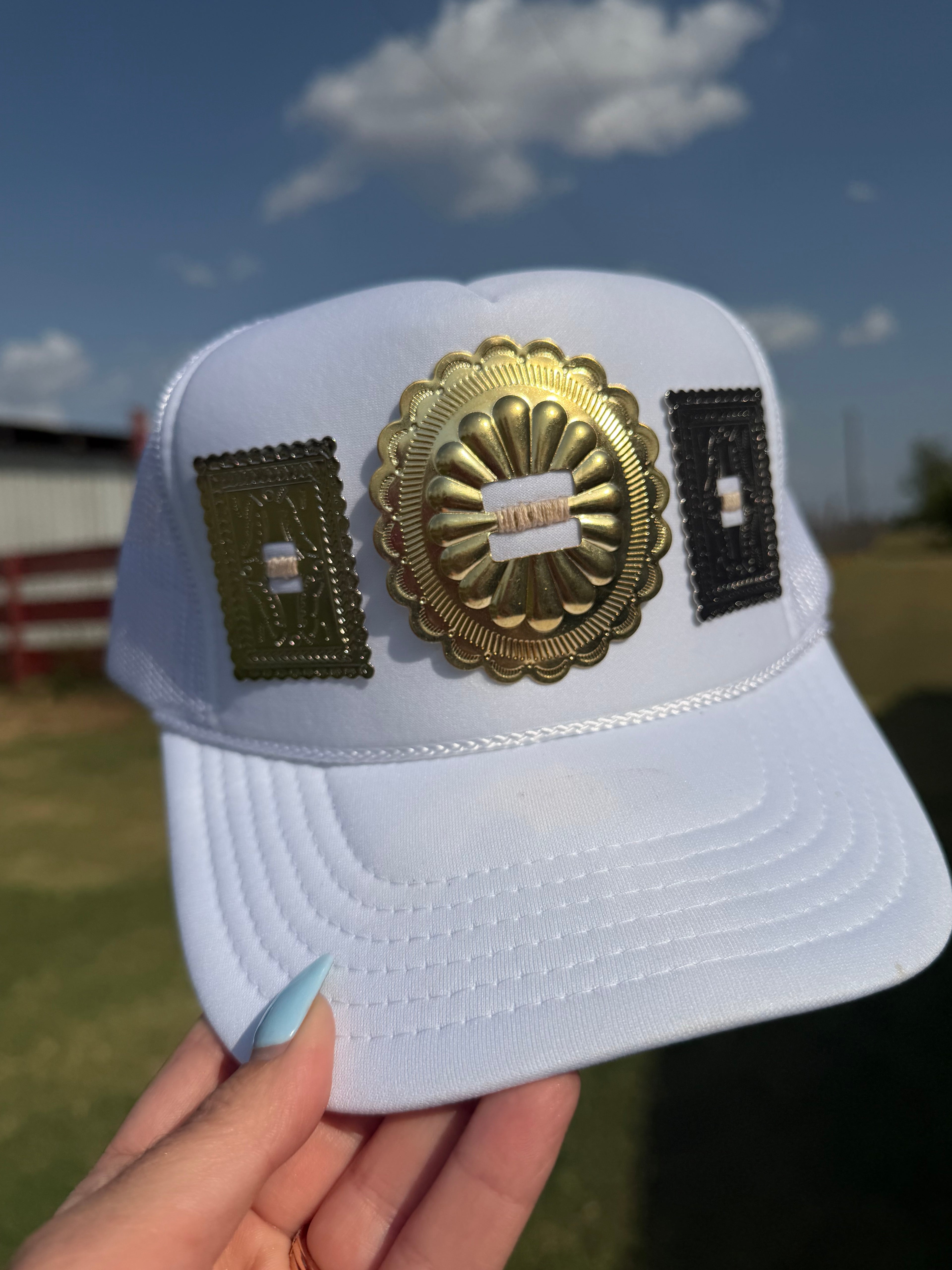 White, Gold & Silver concho