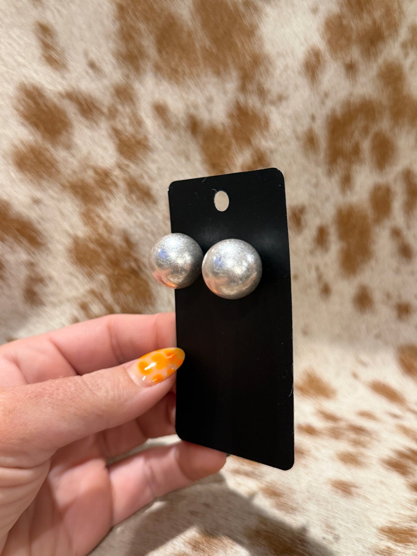 White Pearl studs
