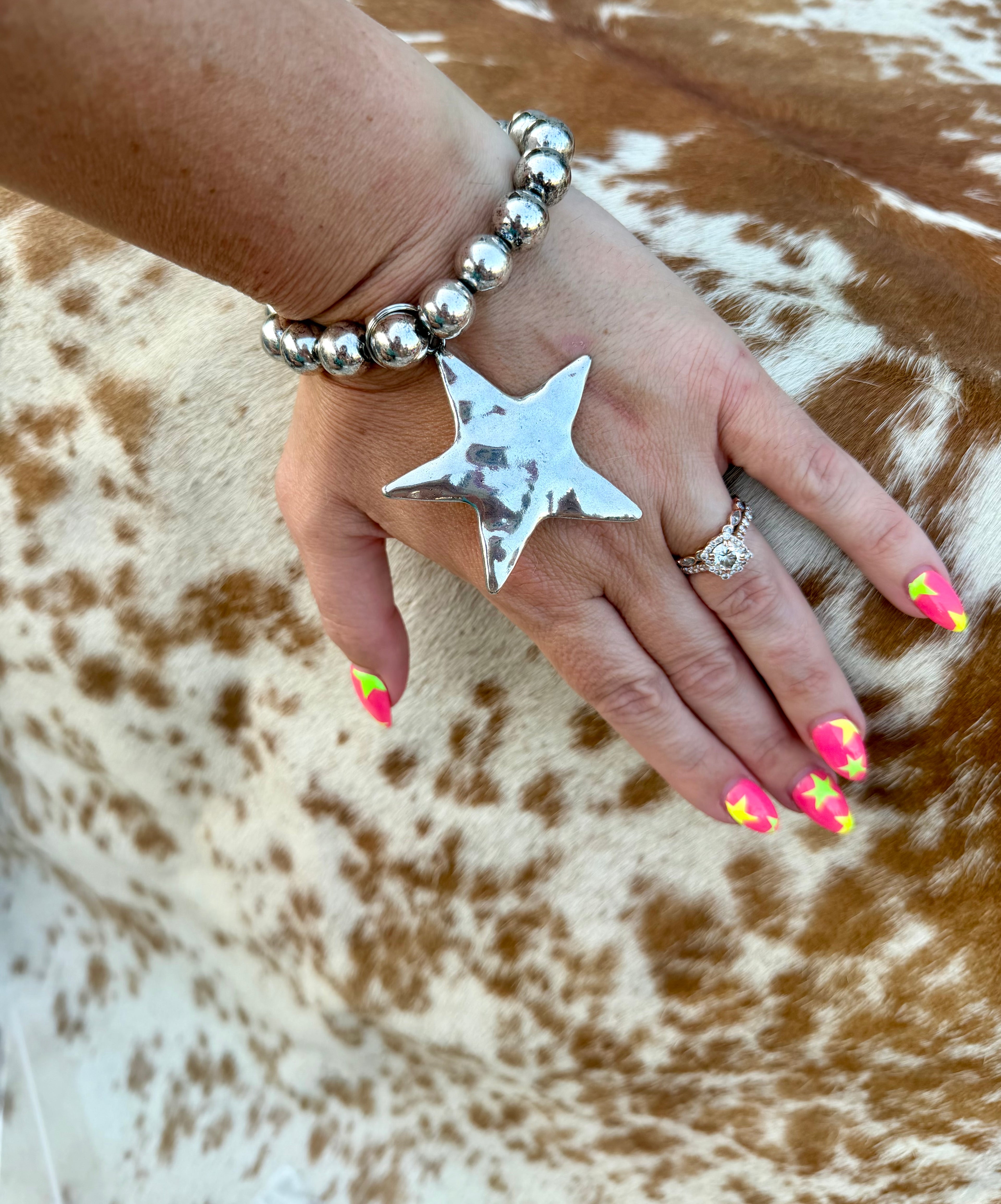 Star bangle bracelet