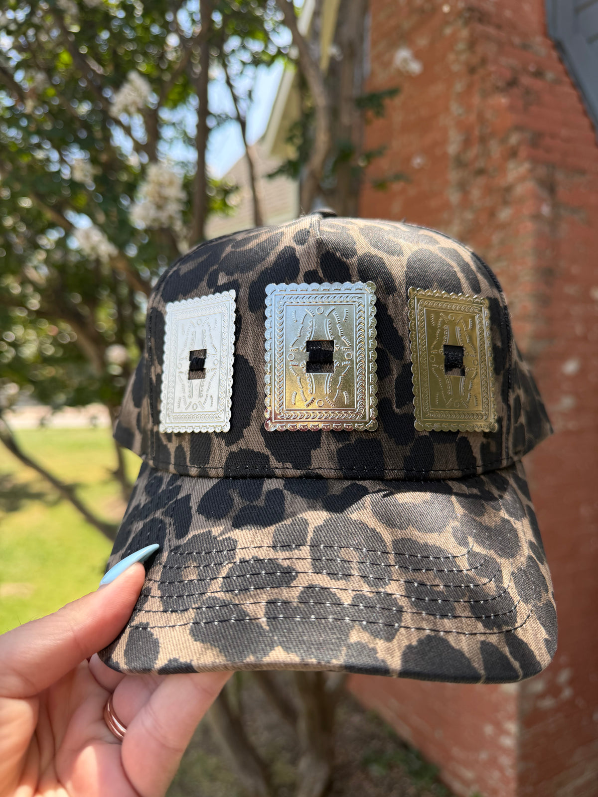 Silver cheetah concho