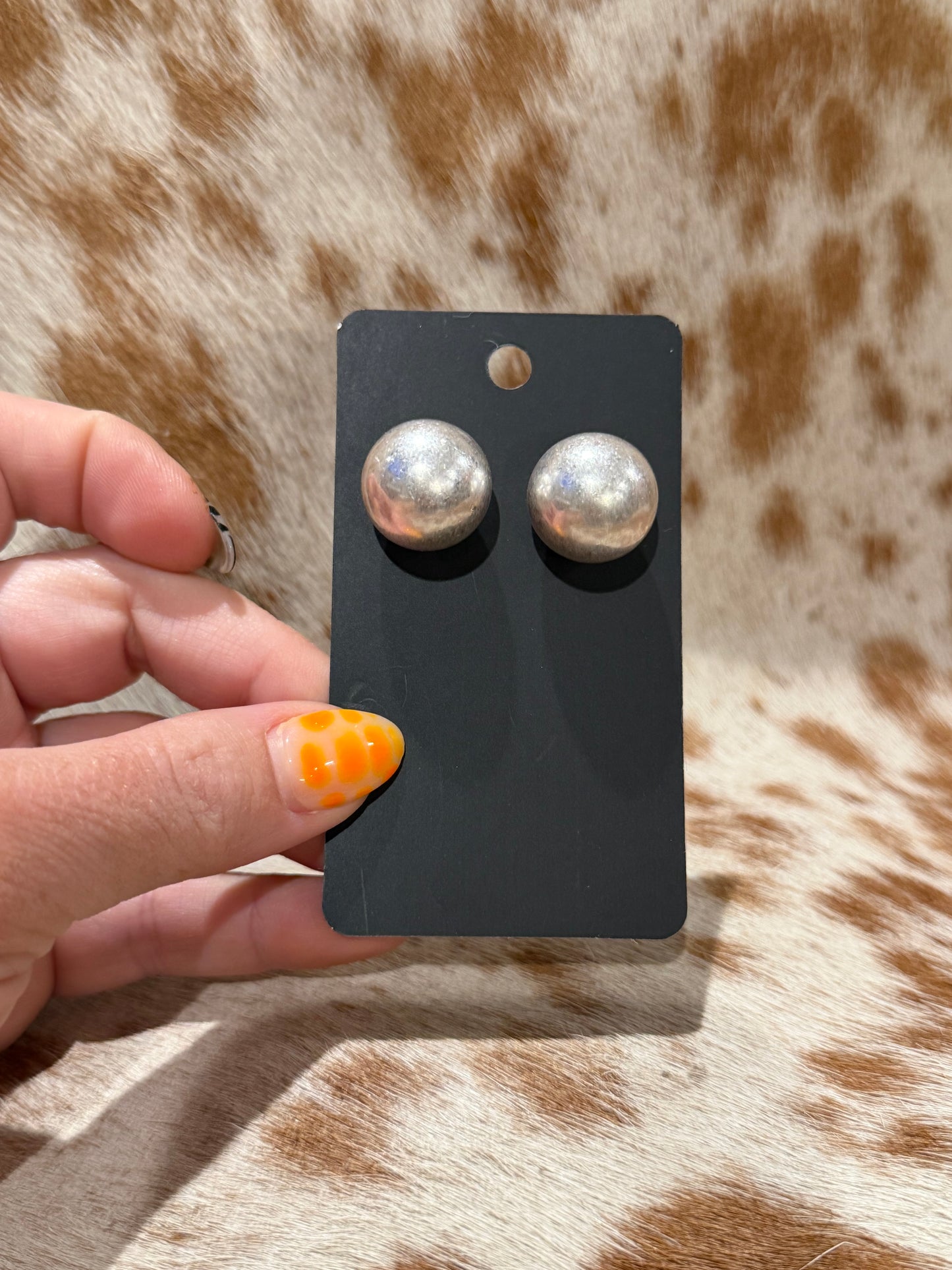 White Pearl studs