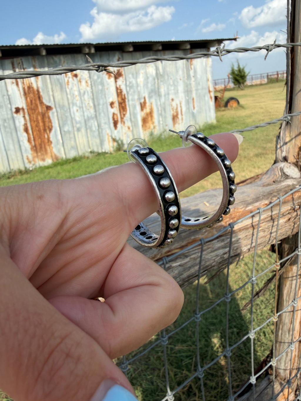 Megan studded hoops