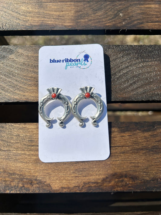 Spiny oyster Naja earrings